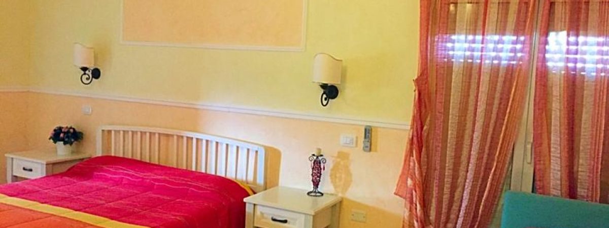Riva blu hotel Capodimonte (1)